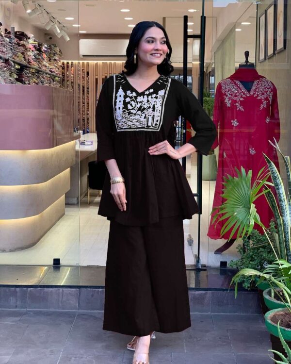 Kurti - Image 2