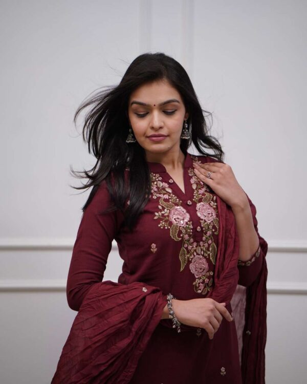 Kurti - Image 4